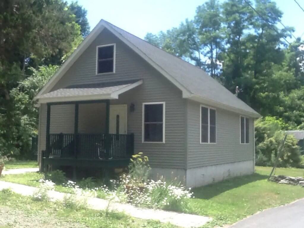 Brand New Cozy Cottage - Ellenville Alive