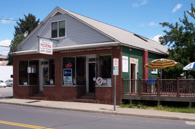 Dominick’s Restaurant & Pizzeria at Ellenville