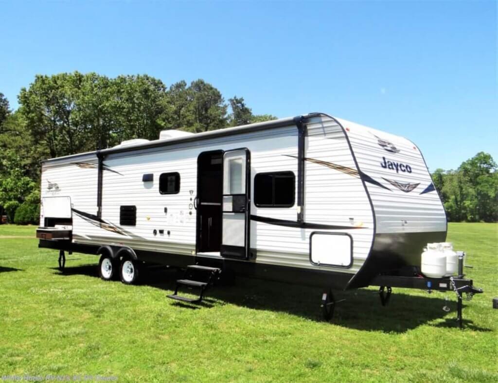 Luxury Camper - Ellenville Alive