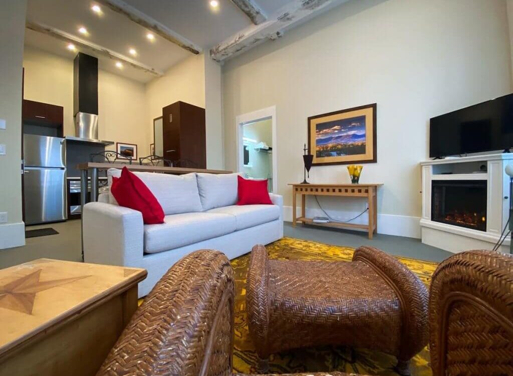 The Inn 81 North, Suite 1 - Ellenville Alive