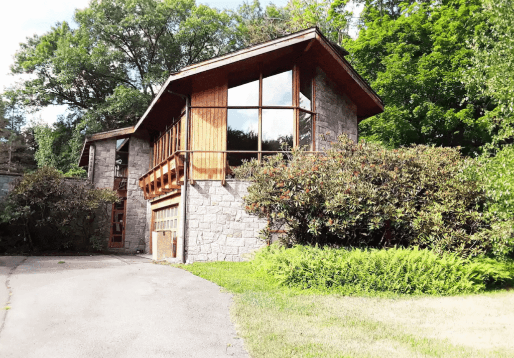 Mid Century Modern on 63 acres - Ellenville Alive