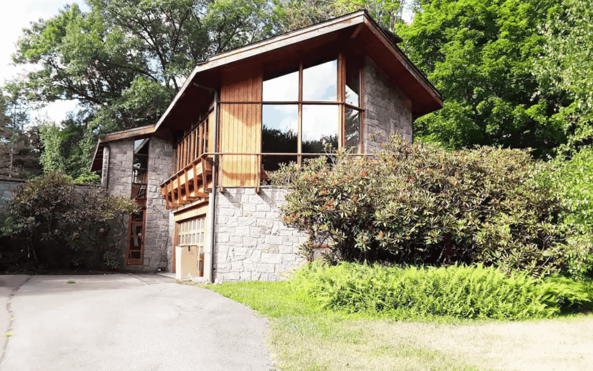 Mid Century Modern on 63 acres - Ellenville Alive
