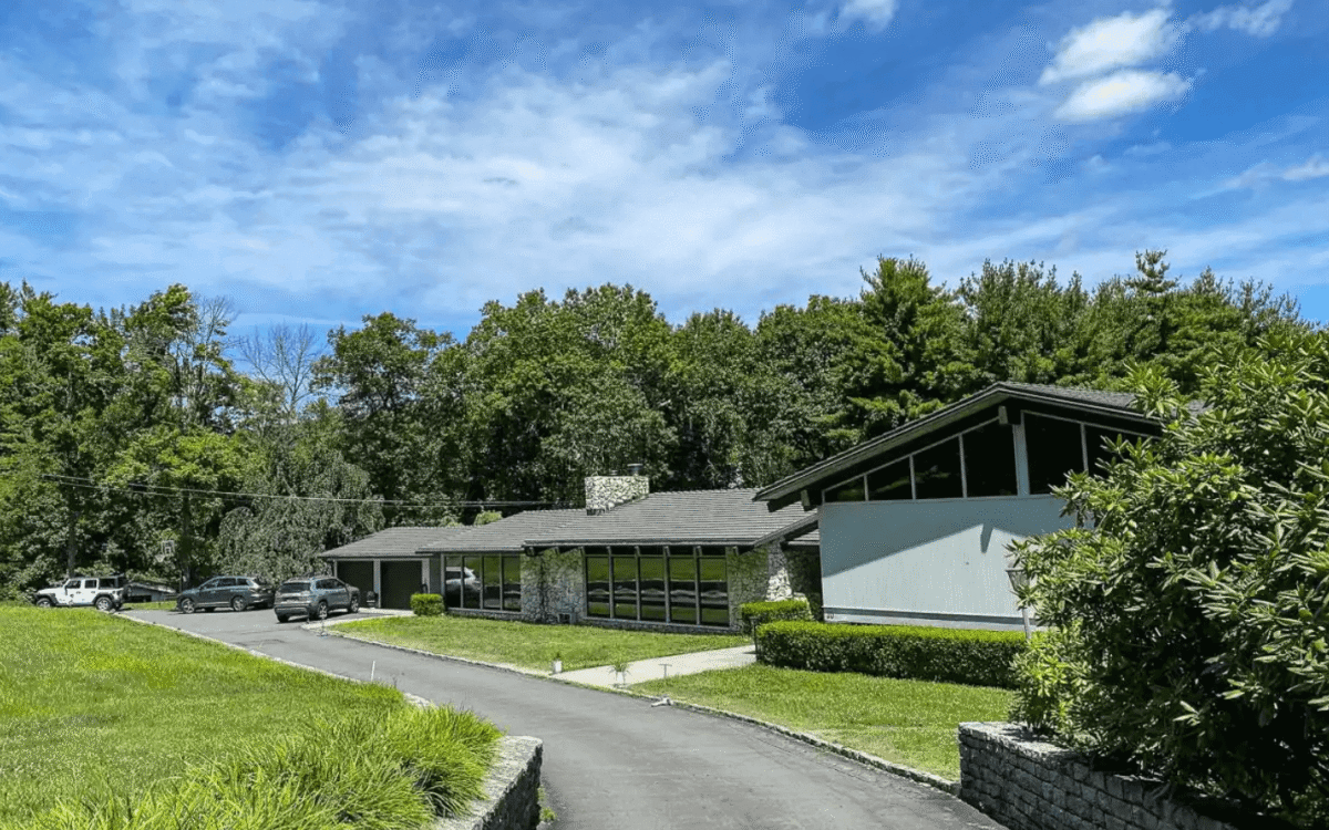 Historic modernized mountain estate